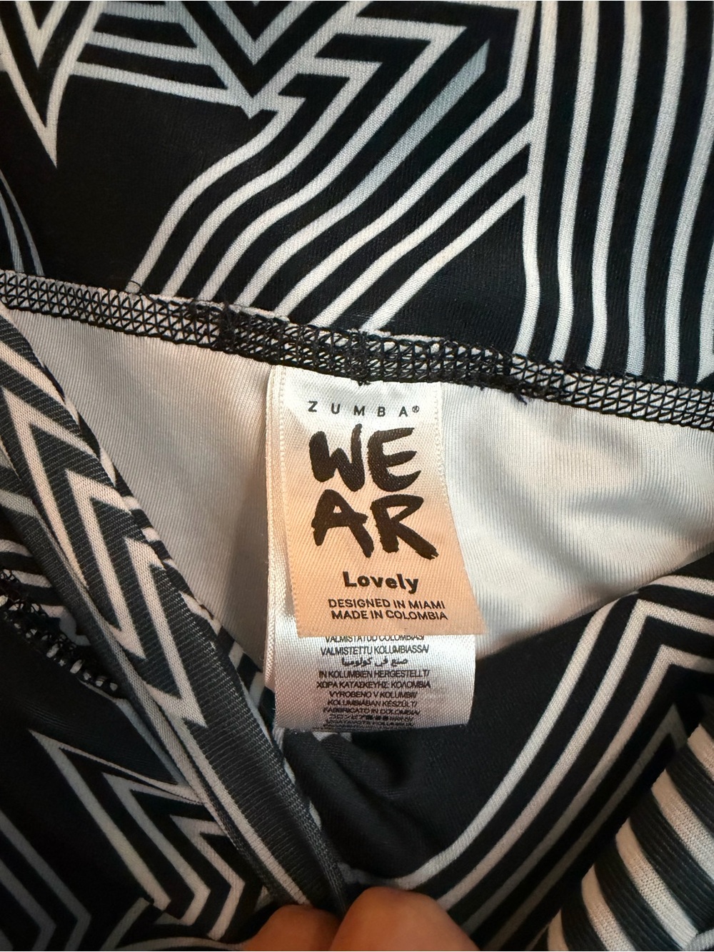 Zumba Fitness Black & White Star Line Leggings - Picture 2 of 3